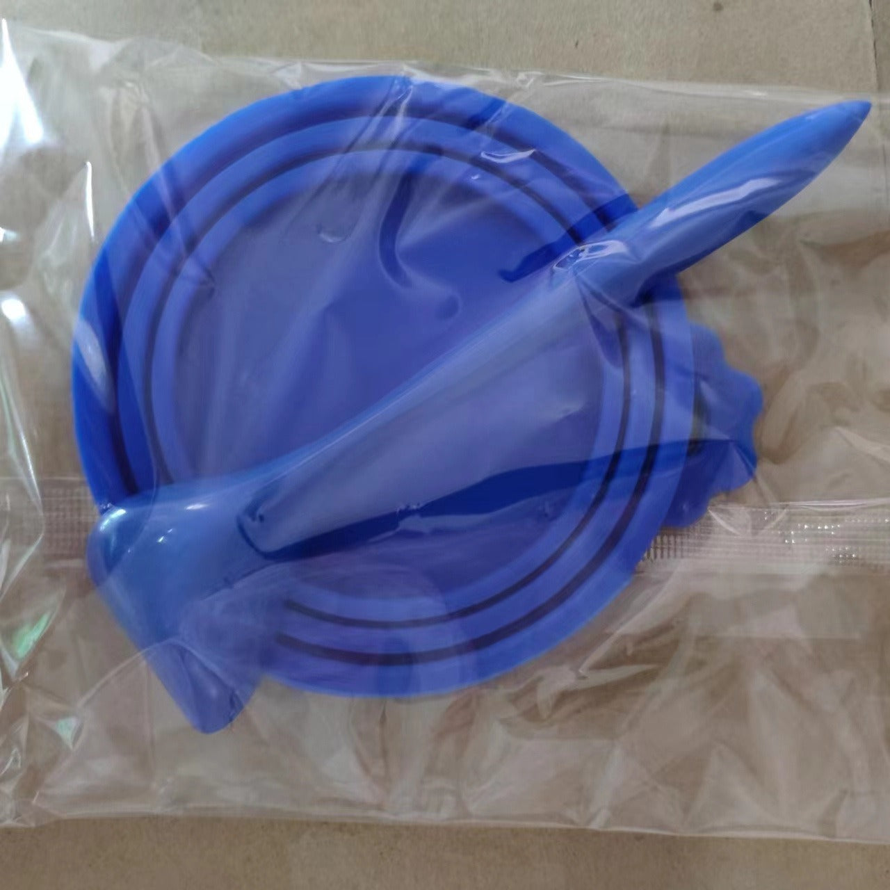 Silicone Wet Food Can Lid and Spoon